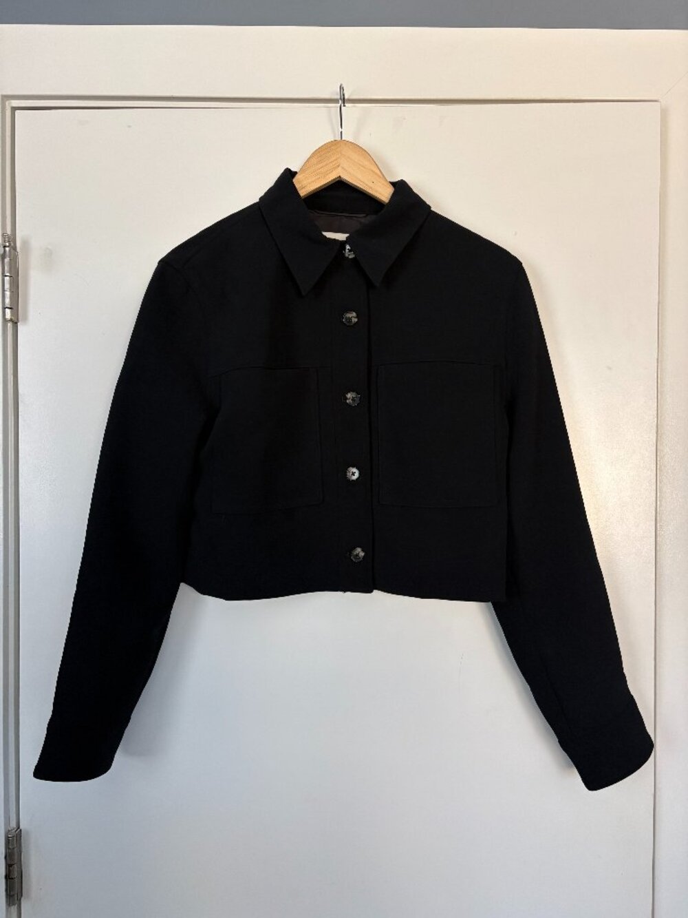 Aritzia Wilfred Little Cropped Jacket - Black, Crepette, Size M